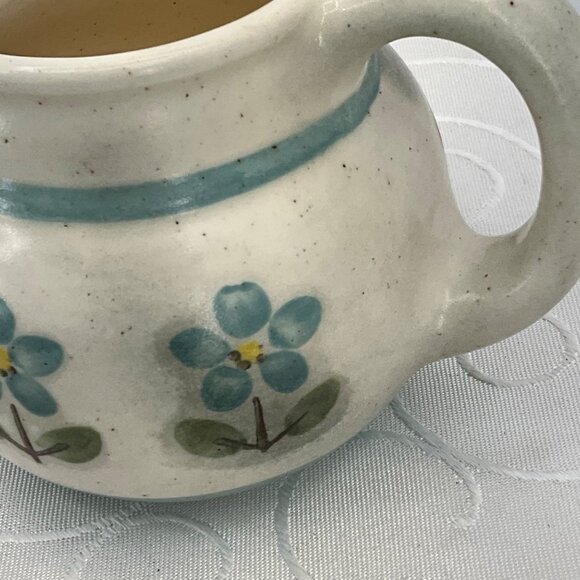 Vintage Ceramic Creamer Pitcher Floral Design Blue & White 4" Height Hand-Painte - Picture 2 of 7